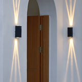 Modern Rectangular LED Outdoor Wall Sconce Light 1-light Ip65 Lasson Living