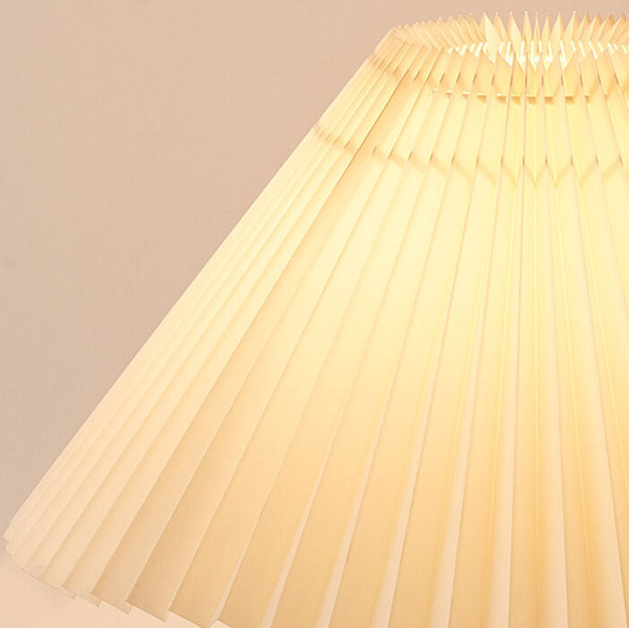Japanese Minimalist Wooden Pleated Fabric LED Table Lamp 1-Light Lasson Living