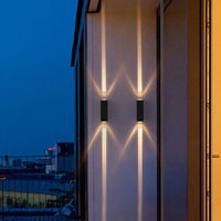 Modern Rectangular LED Outdoor Wall Sconce Light 1-light Ip65 Lasson Living