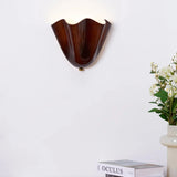 Retro Stained Glass Skirt Shell Wall Sconce LED 1-light Lasson Living