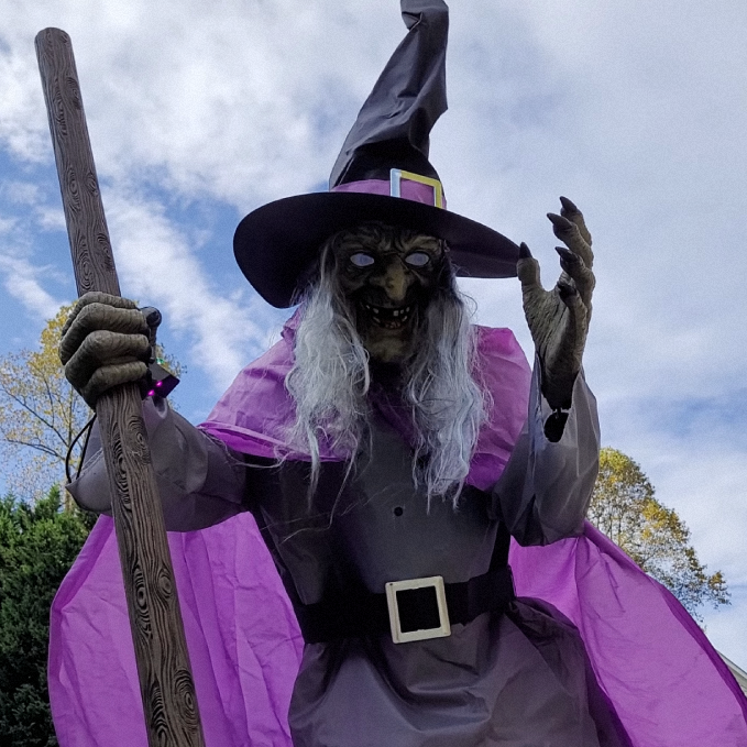 6-Foot Flying Witch Halloween Decoration Scary Outdoor Prop With Floating Effect And Lifelike Face Yard Decor - Image 4