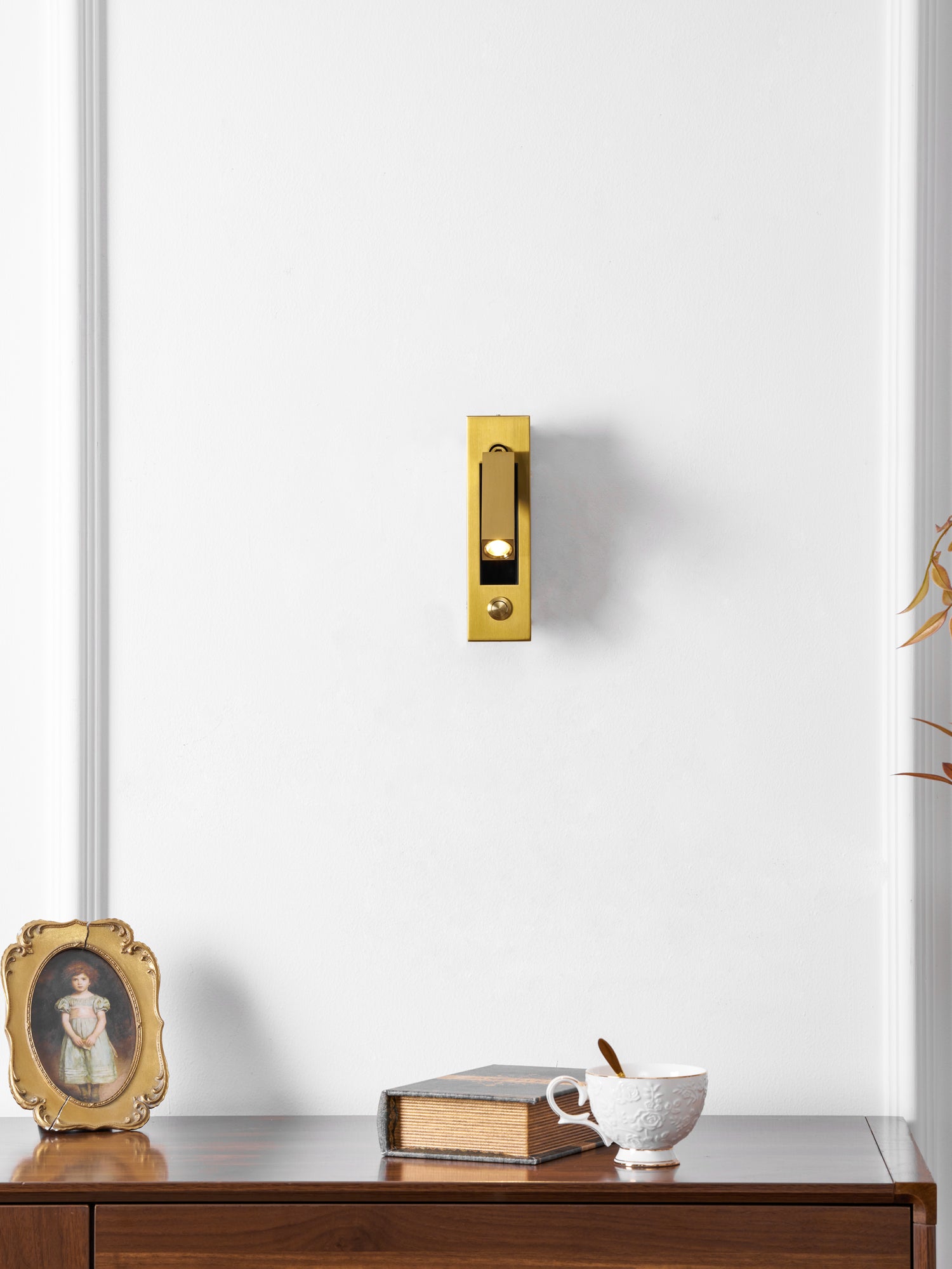 Modern Minimalist Embedded Aluminum LED Wall Sconce 1-Light Lasson Living