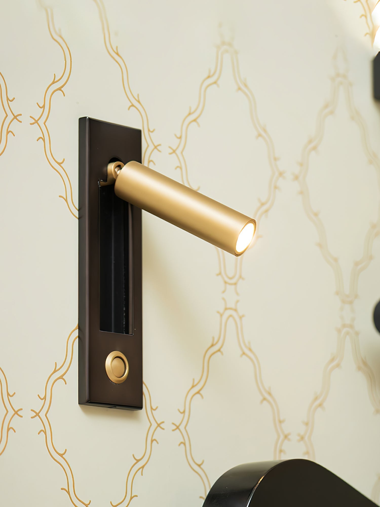 Modern Minimalist Embedded Aluminum LED Wall Sconce 1-Light Lasson Living