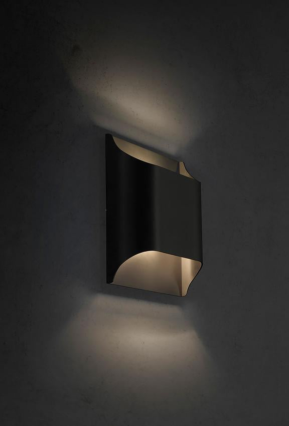 Modern Curved Brass LED Wall Sconce 1-Light Lasson Living