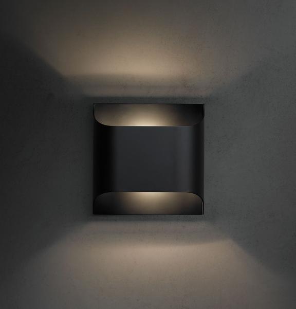 Modern Curved Brass LED Wall Sconce 1-Light Lasson Living