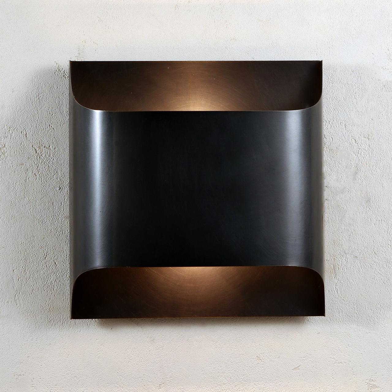 Modern Curved Brass LED Wall Sconce 1-Light Lasson Living
