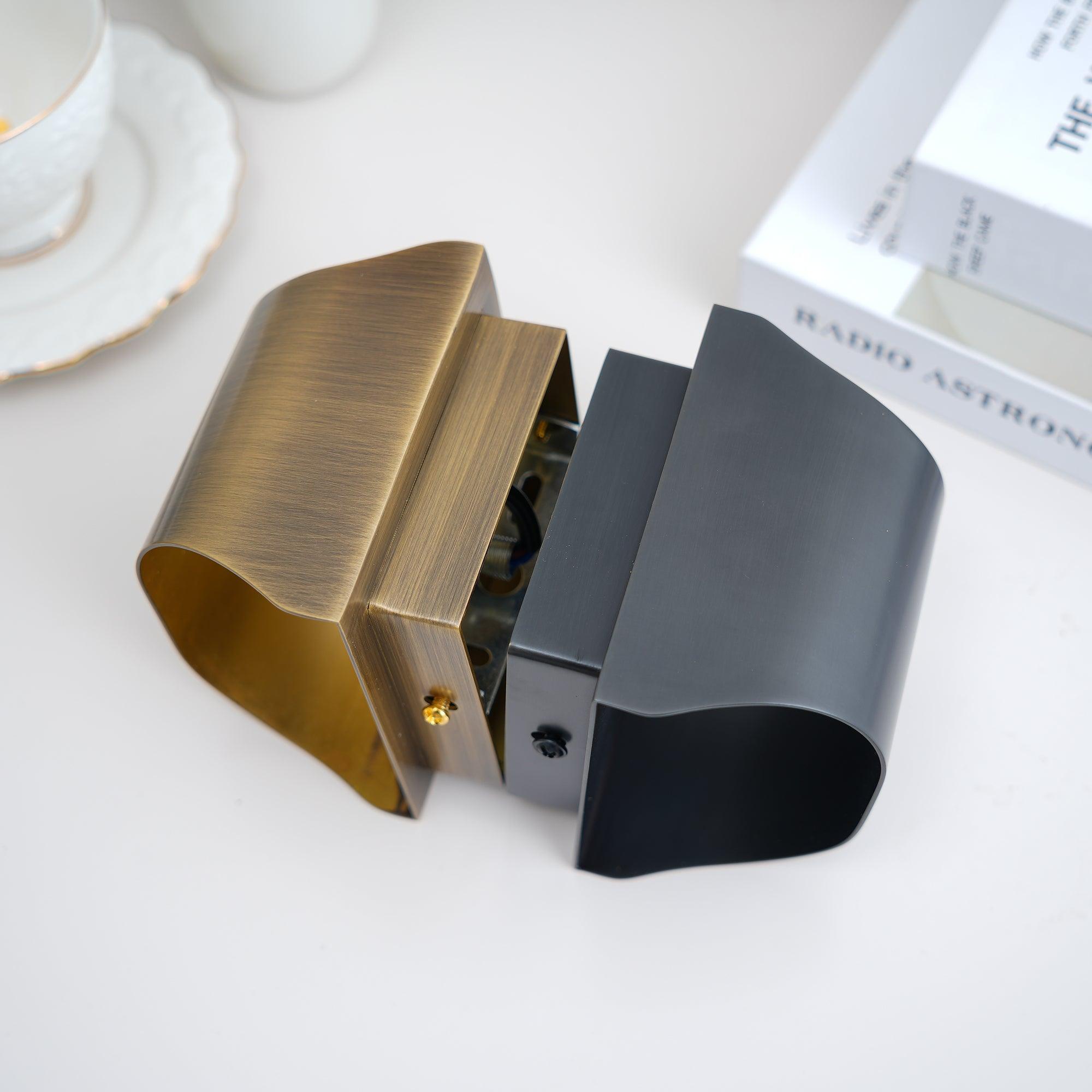 Modern Curved Brass LED Wall Sconce 1-Light Lasson Living