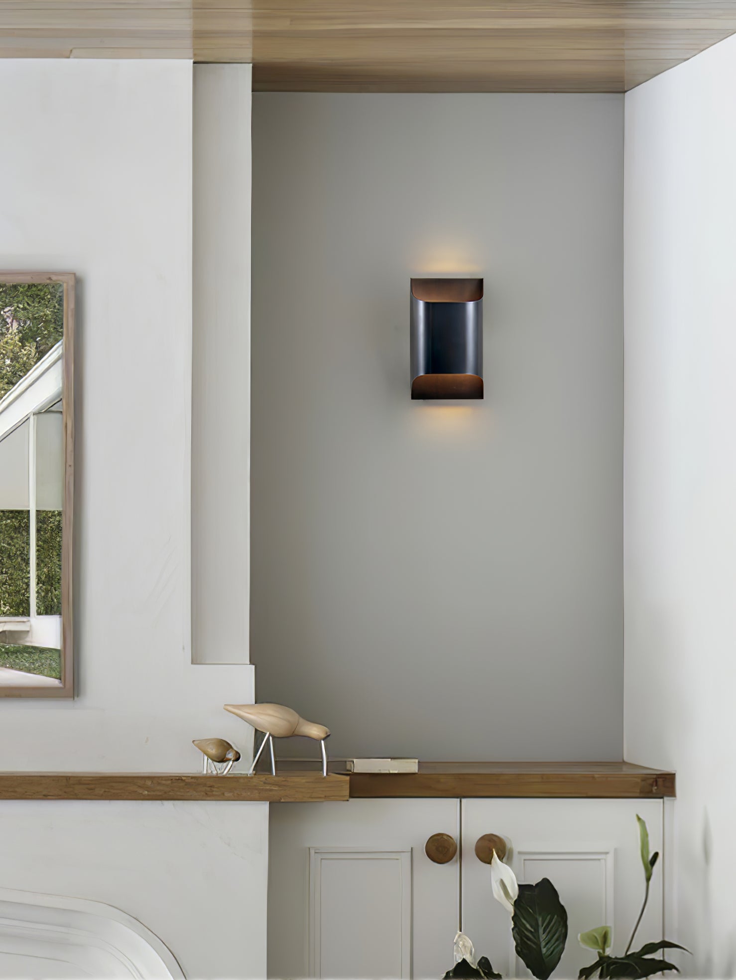 Modern Curved Brass LED Wall Sconce 1-Light Lasson Living