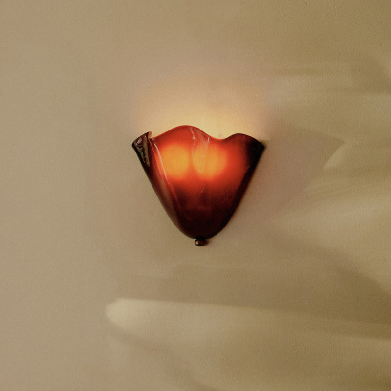Retro Stained Glass Skirt Shell Wall Sconce LED 1-light Lasson Living