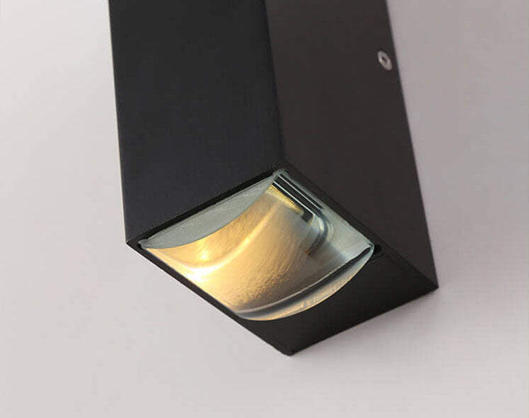 Modern Rectangular LED Outdoor Wall Sconce Light 1-light Ip65 Lasson Living