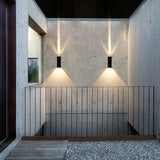 Modern Rectangular LED Outdoor Wall Sconce Light 1-light Ip65 Lasson Living