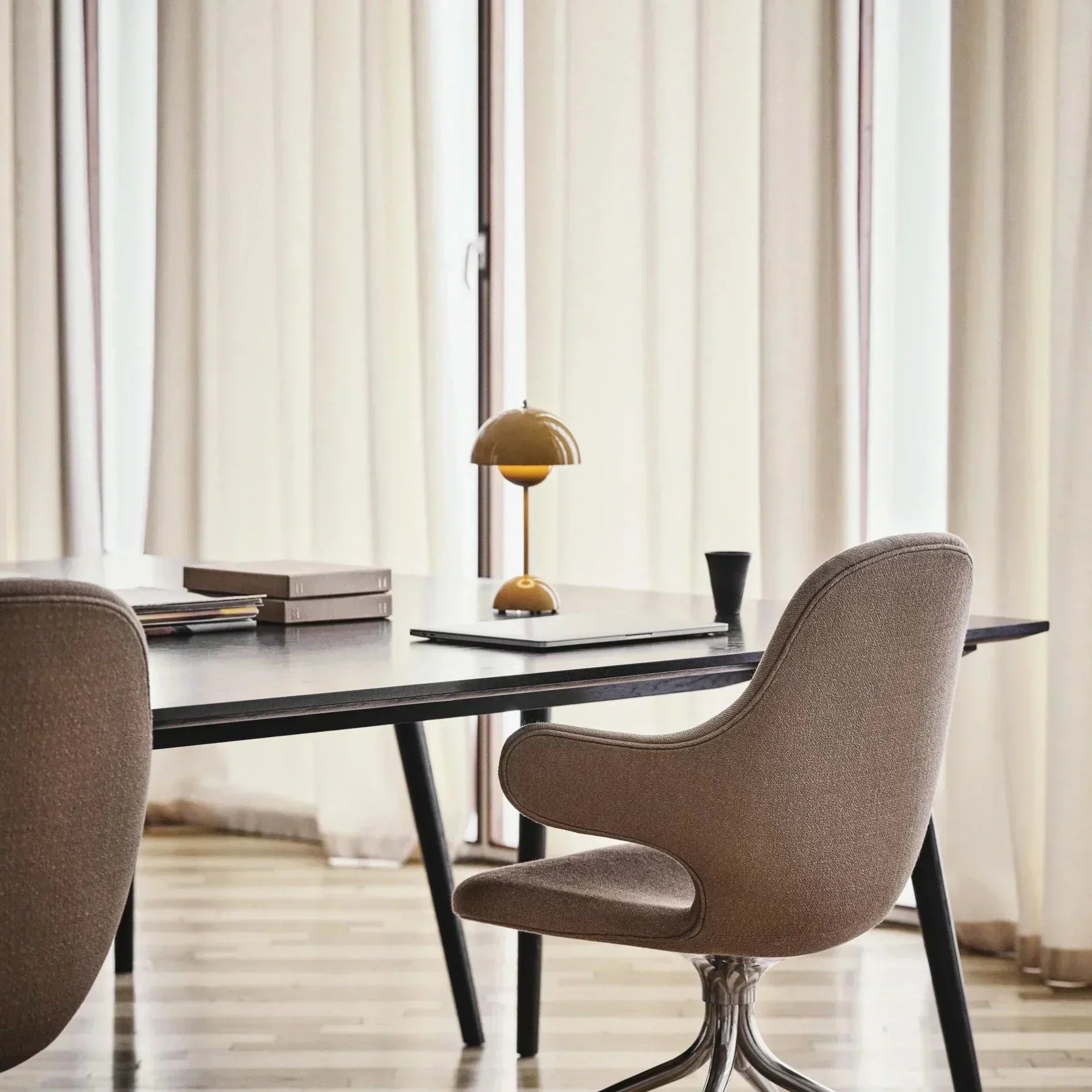 Modern Dome Wireless LED Table Lamp 1-Light Lasson Living