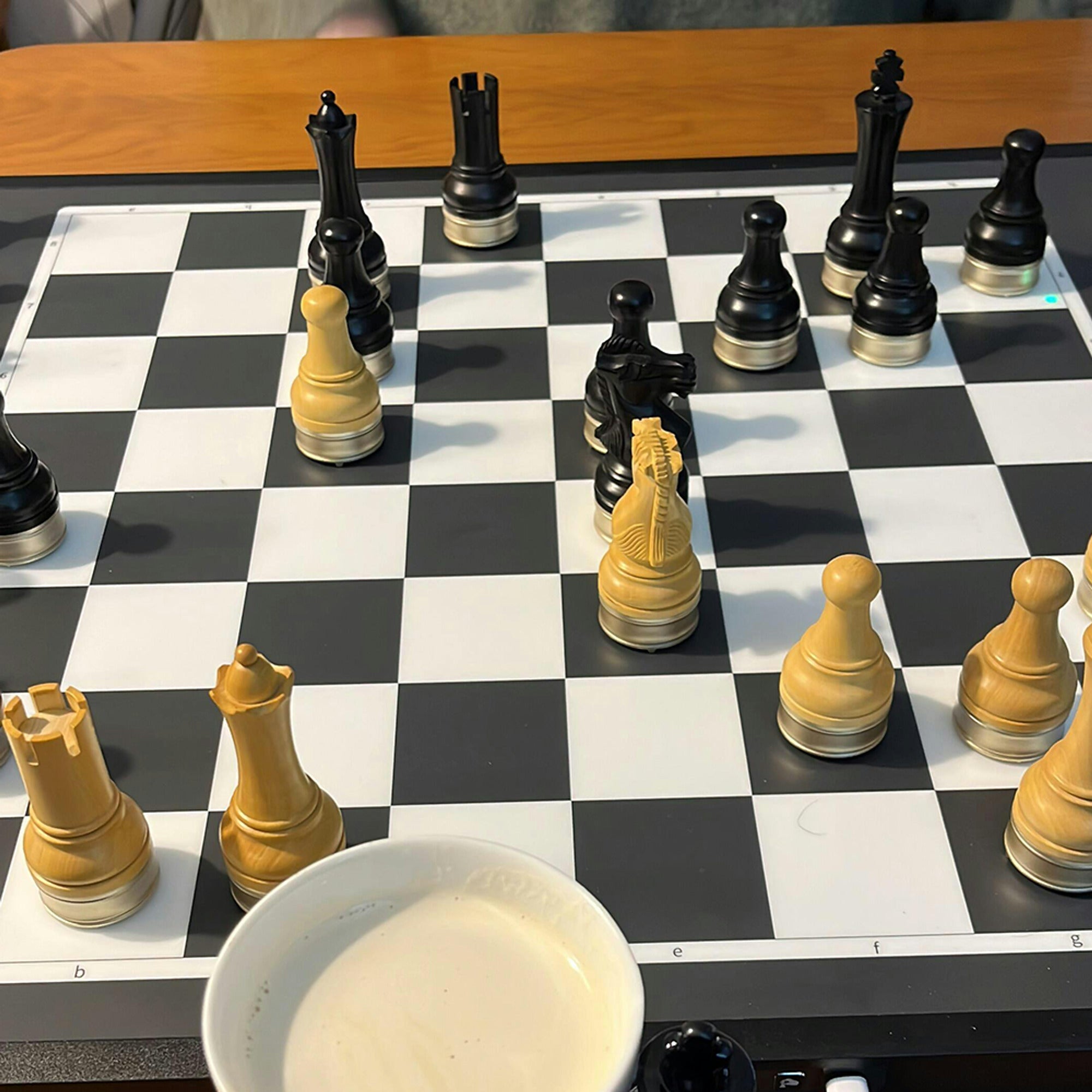 Advanced Robotic Chessboard With Wooden Pieces For Automated Solo Practice And Online Play - Image 4