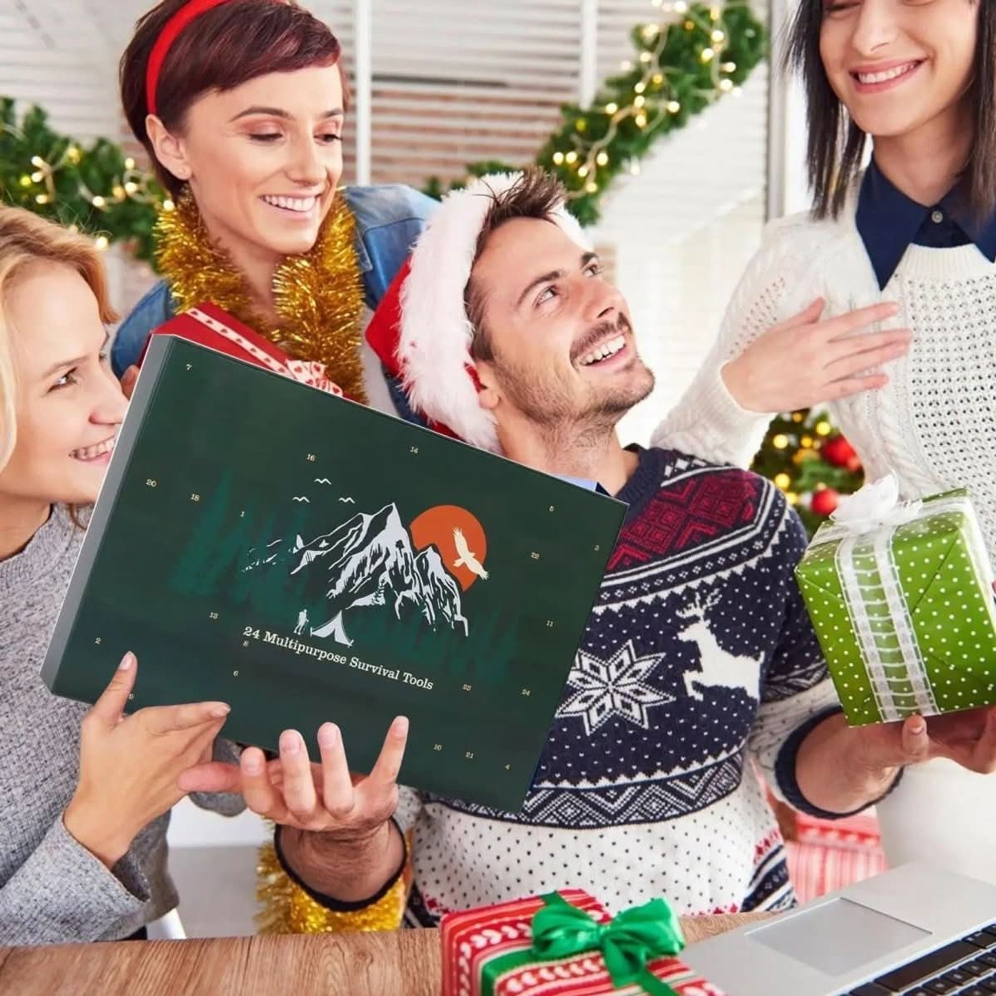 Christmas Advent Calendar With 24 Outdoor Tools For Men - Image 4