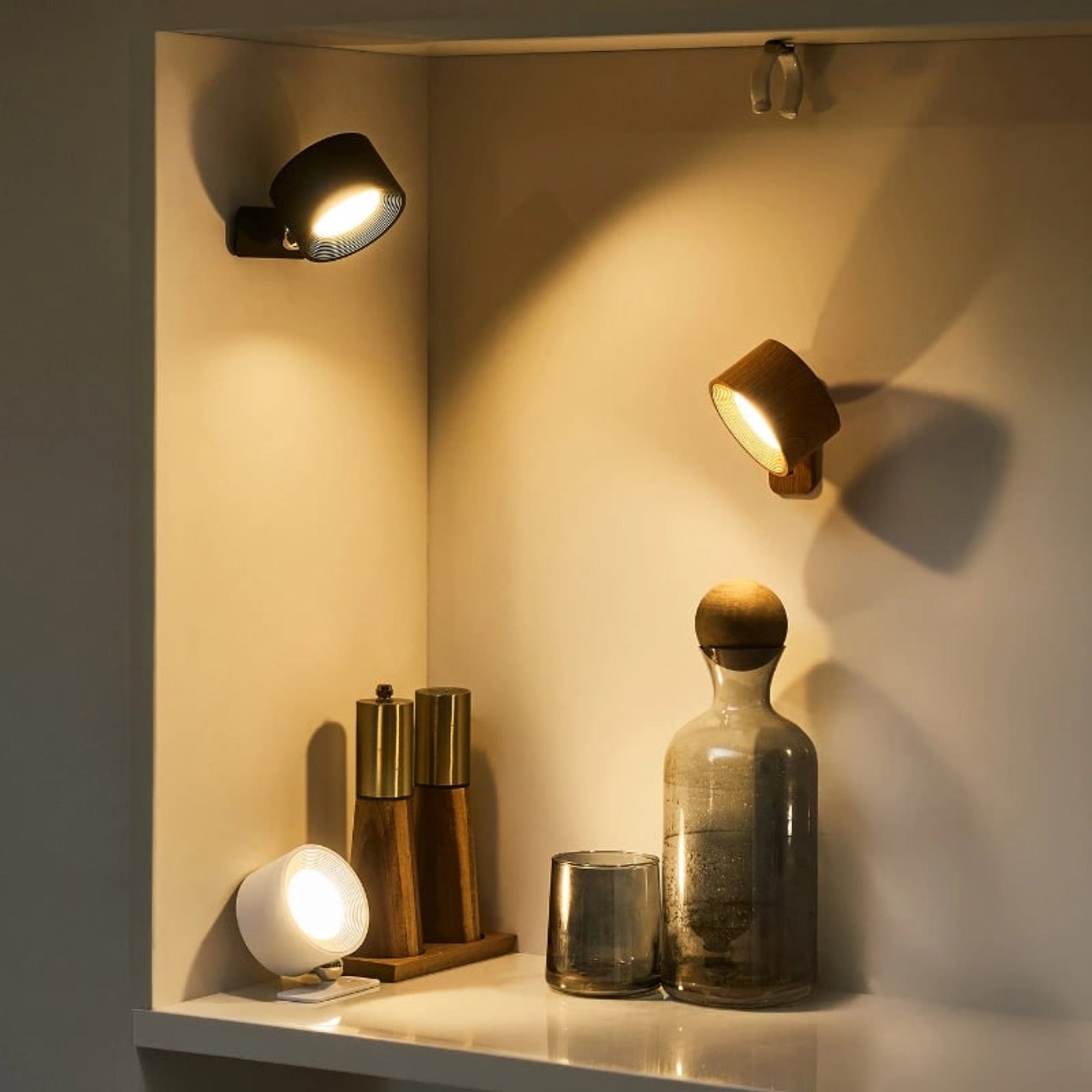 Cordless Wall Lamp Rechargeable Clip-On Adjustable Head - Image 1