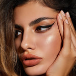 Dual Head Eyeliner For Effortless Cat-Eye Stamping With Fine Tip Pen - Image 6