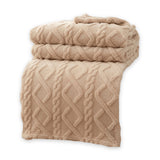Fleece Blanket With Modern Geometric Pattern For Cosy Comfort - Image 2