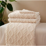 Fleece Blanket With Modern Geometric Pattern For Cosy Comfort - Image 10