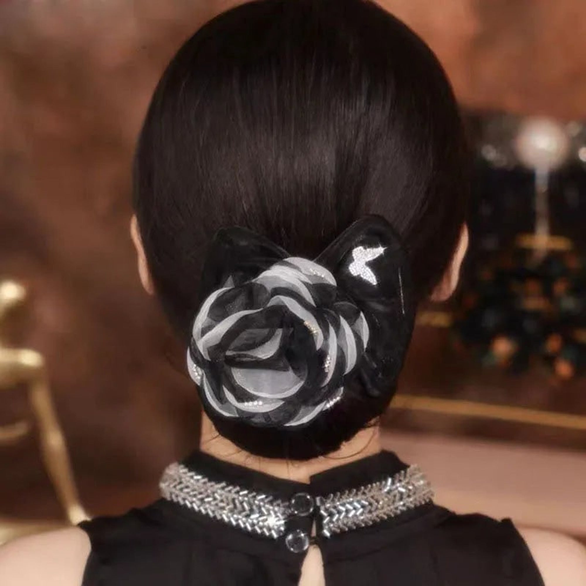 Hair Bun Maker For Effortless Secure All-Day Updos - Image 6