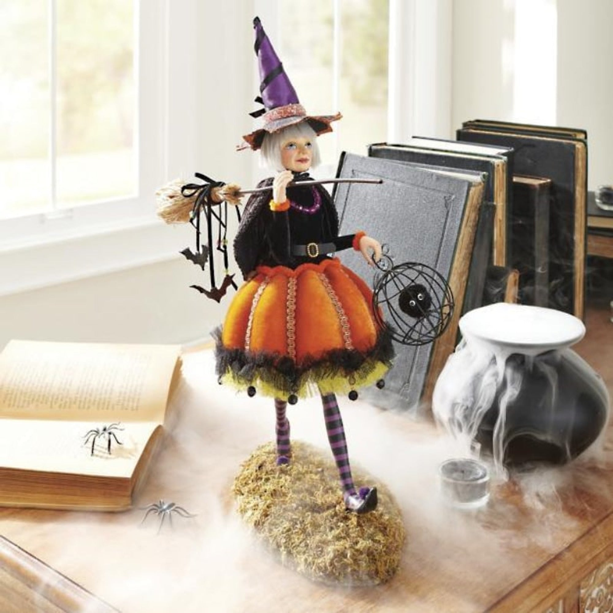 Halloween Witch Figurine Multicolor Indoor Decorative Figure For Decor Resin Construction Lightweight Design For Display - Image 2