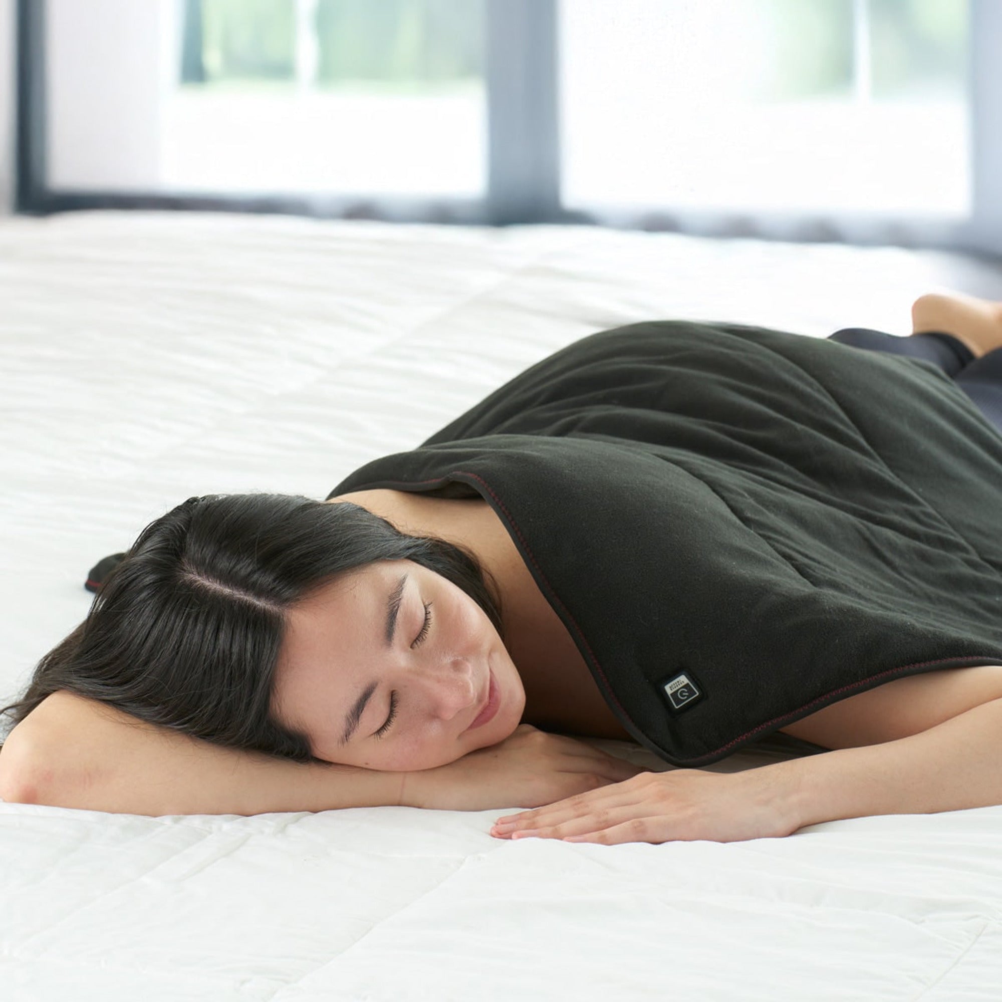 Infrared Heating Pad For Deep Muscle Relief With 3 Heat Levels - Image 1