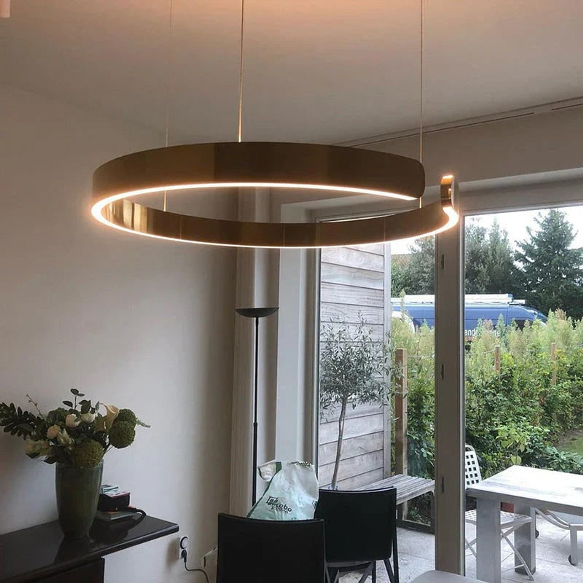 Modern Round Metal LED Chandeliers Ceiling Light - Gold Finish