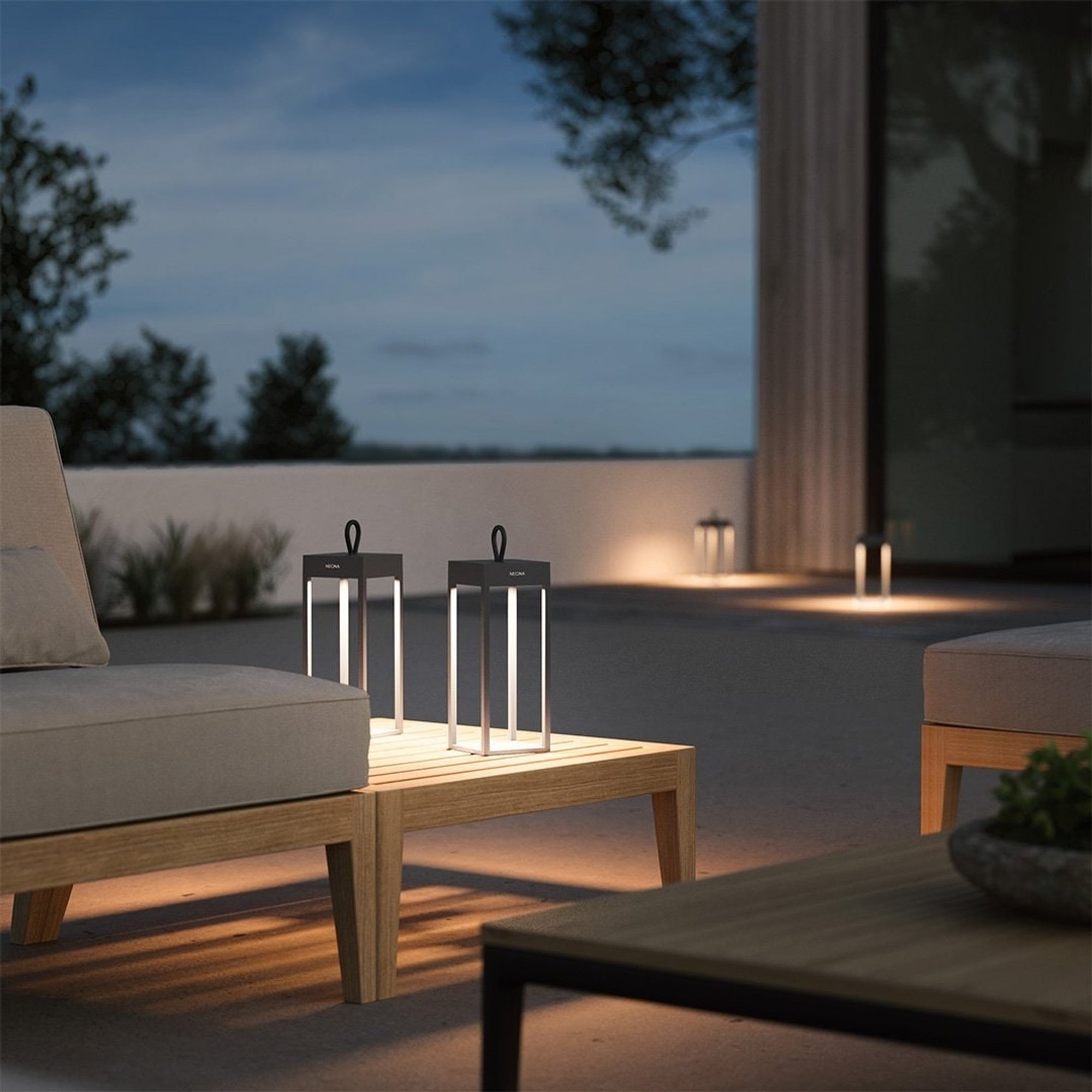 Metal Rechargeable Portable Lamps With Loop Handle - Image 6