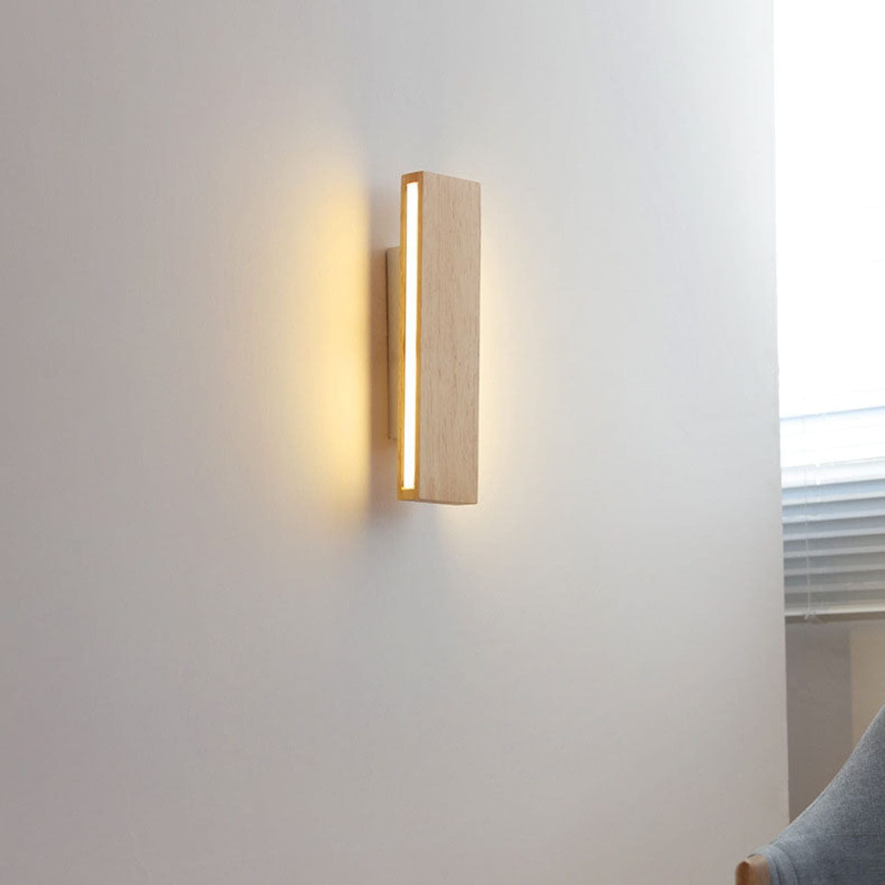 Modern Wood Wall Light With Matte Finish - Image 18