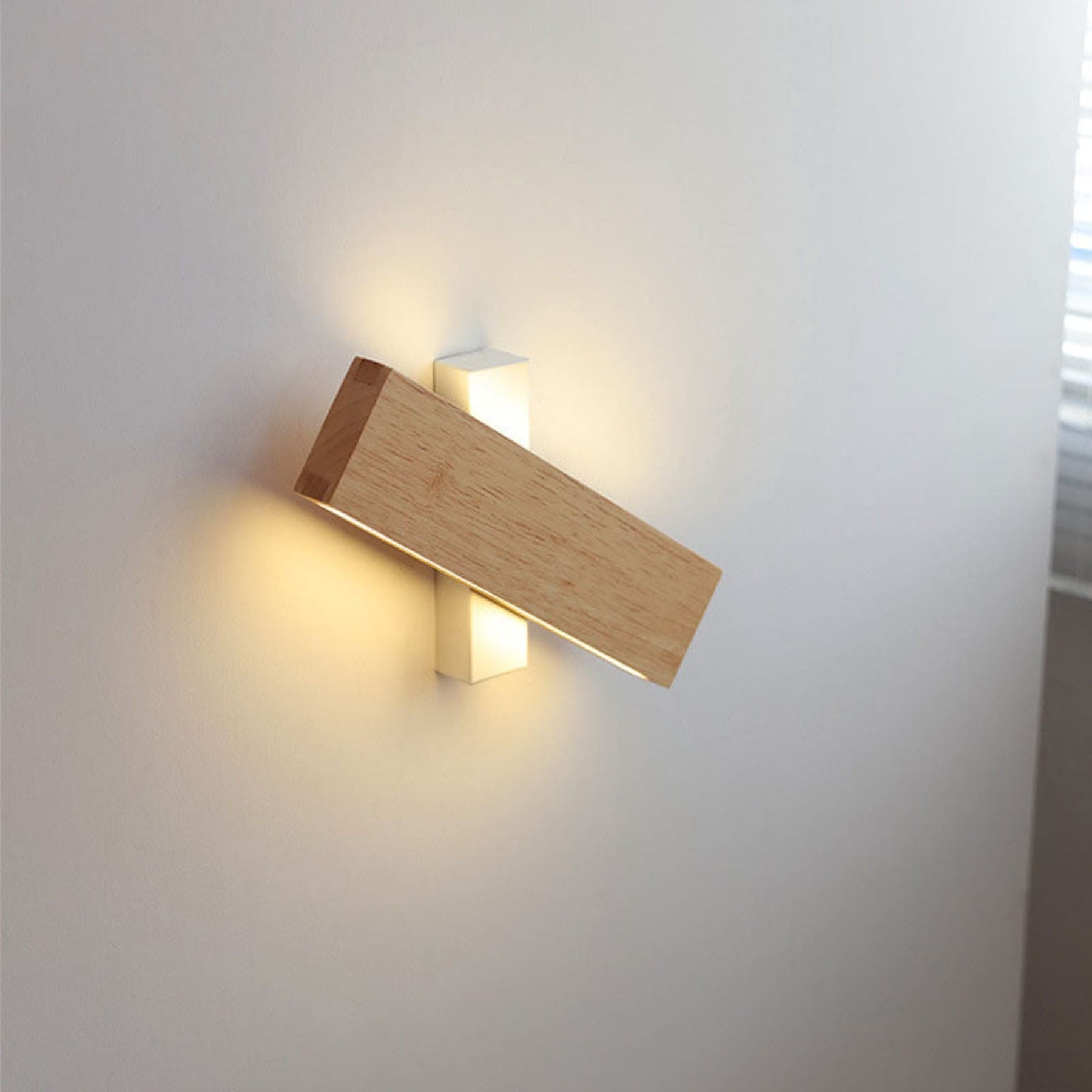 Modern Wood Wall Light With Matte Finish - Image 7