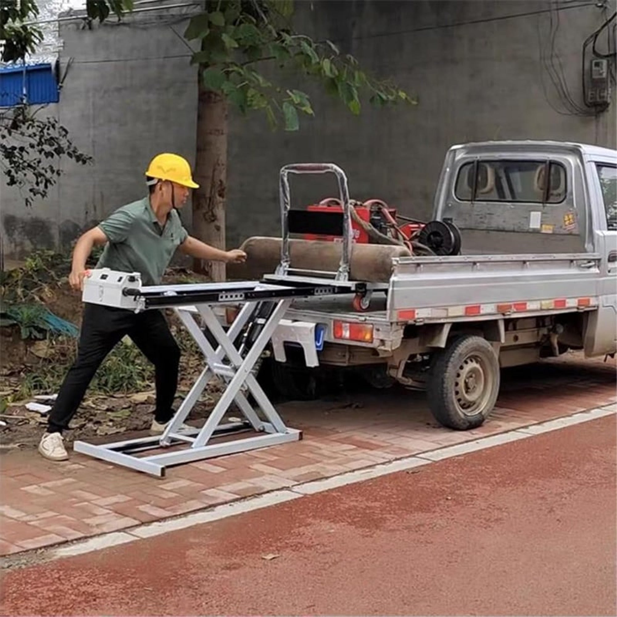 Multi-Function Hydraulic Lift Table For Warehouses And Factories - Image 3