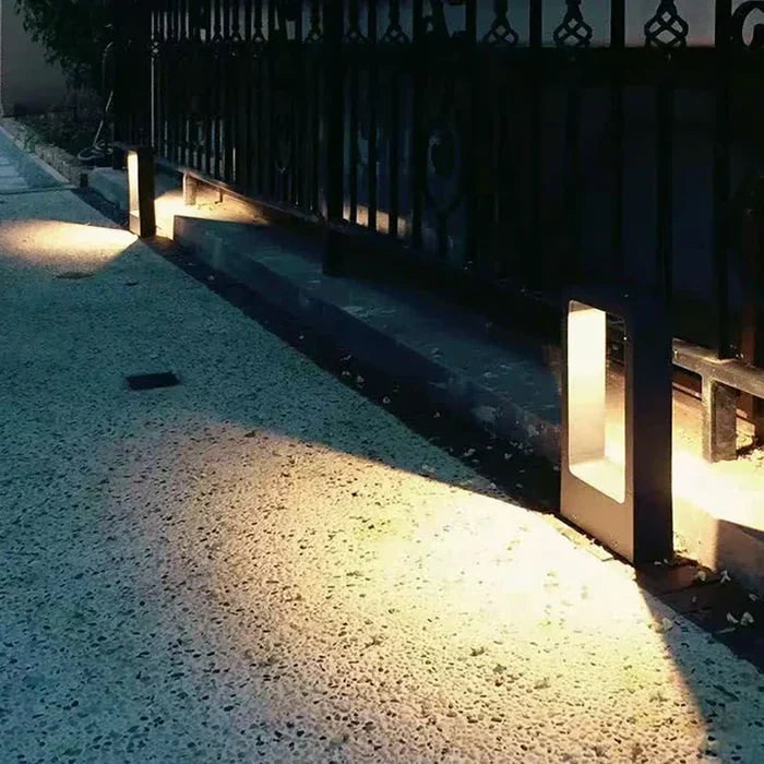Outdoor Ground Light Modern Aluminum Rectangular Post With Vertical Illumination - Image 4