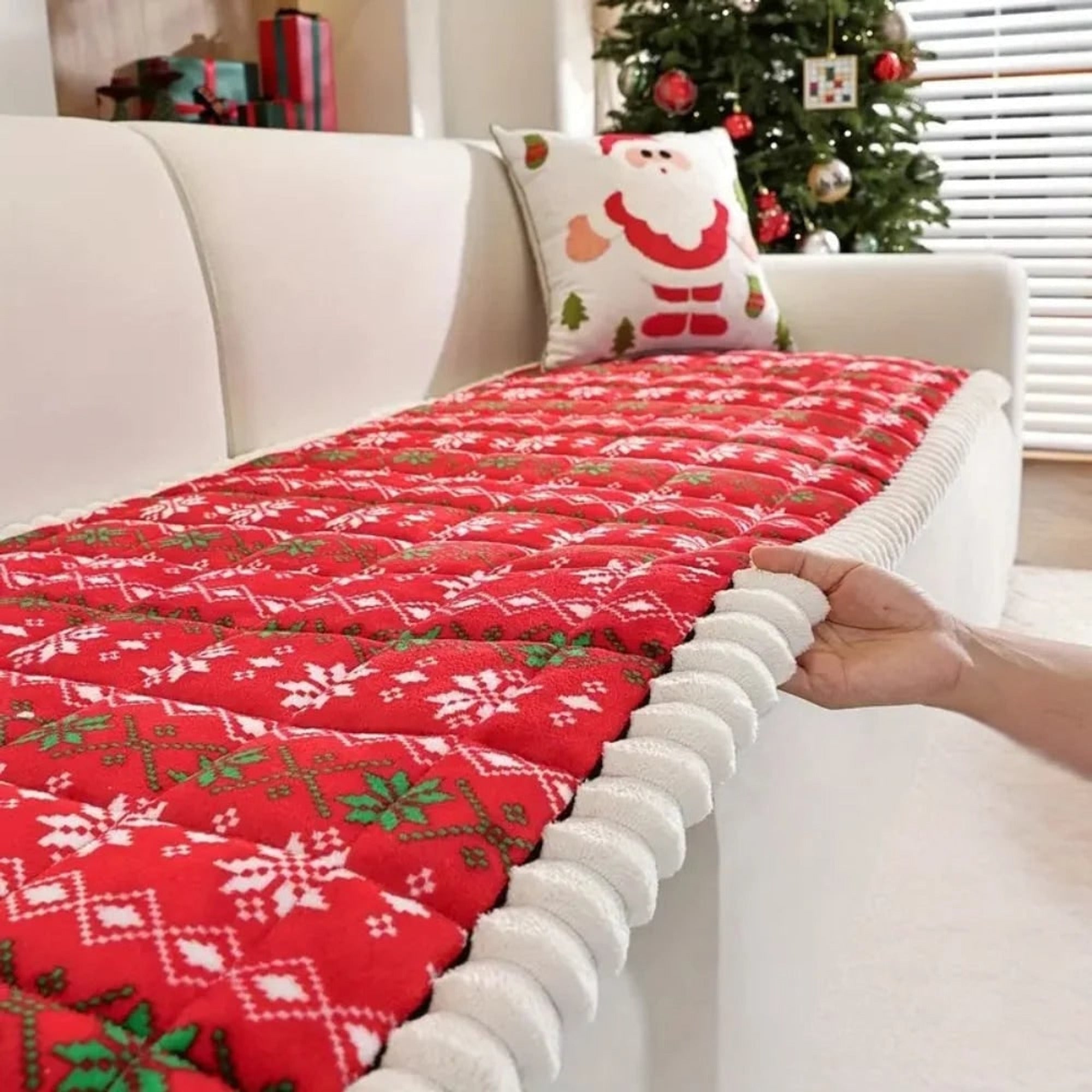 Quilted Polyester Christmas Sofa Cushion - Image 5