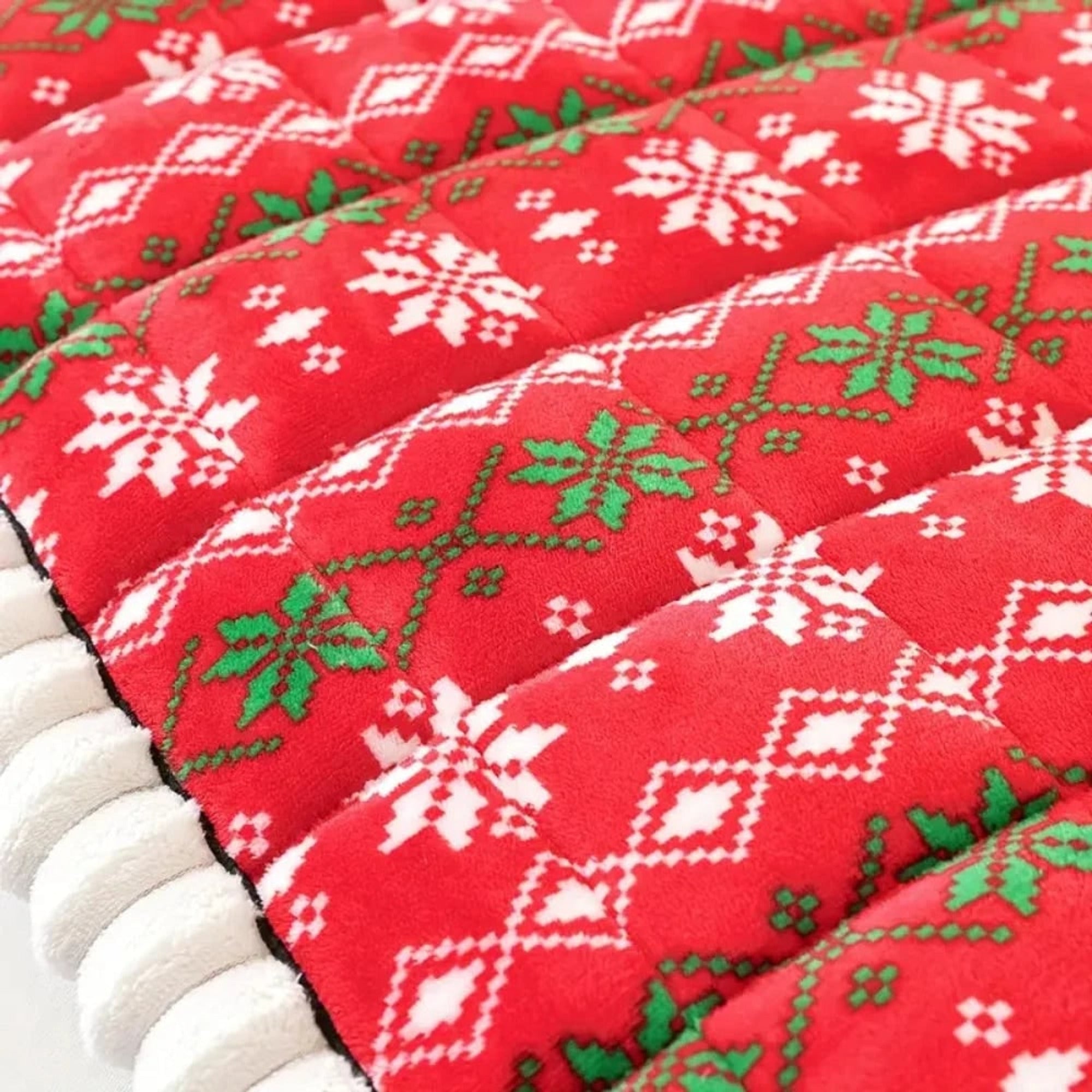 Quilted Polyester Christmas Sofa Cushion - Image 7