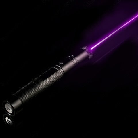 Rechargeable Laser Pointer With Adjustable Focus Safety Lock And Star Cover - Image 8