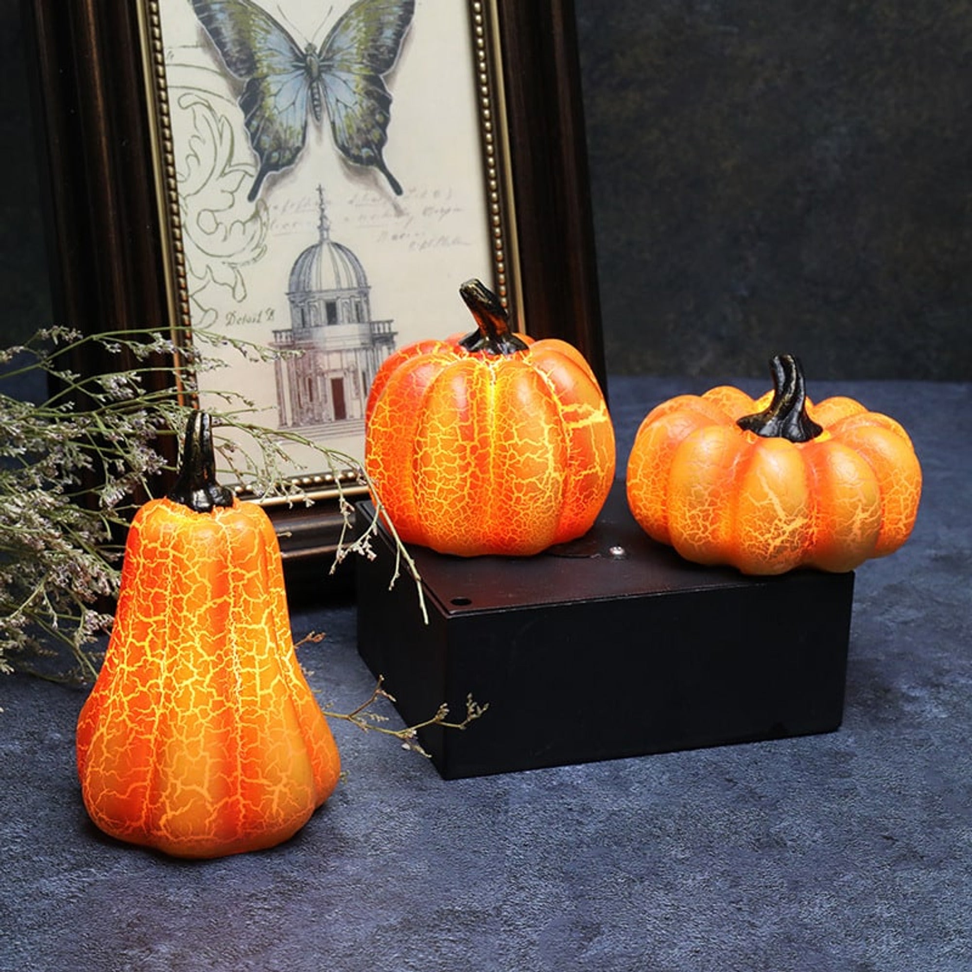 Resin Halloween Lantern With Luminous Crackled Finish - Image 13