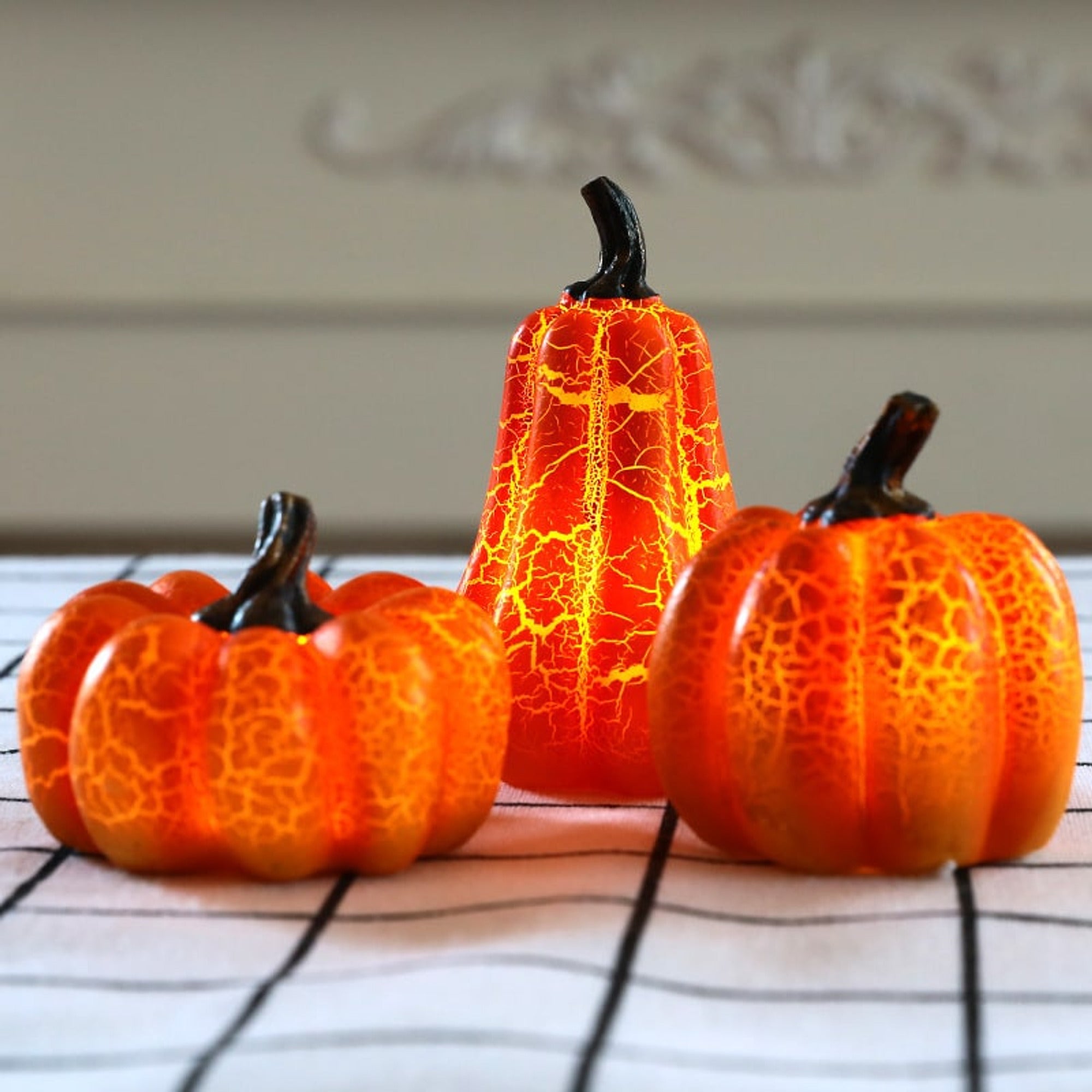 Resin Halloween Lantern With Luminous Crackled Finish - Image 5
