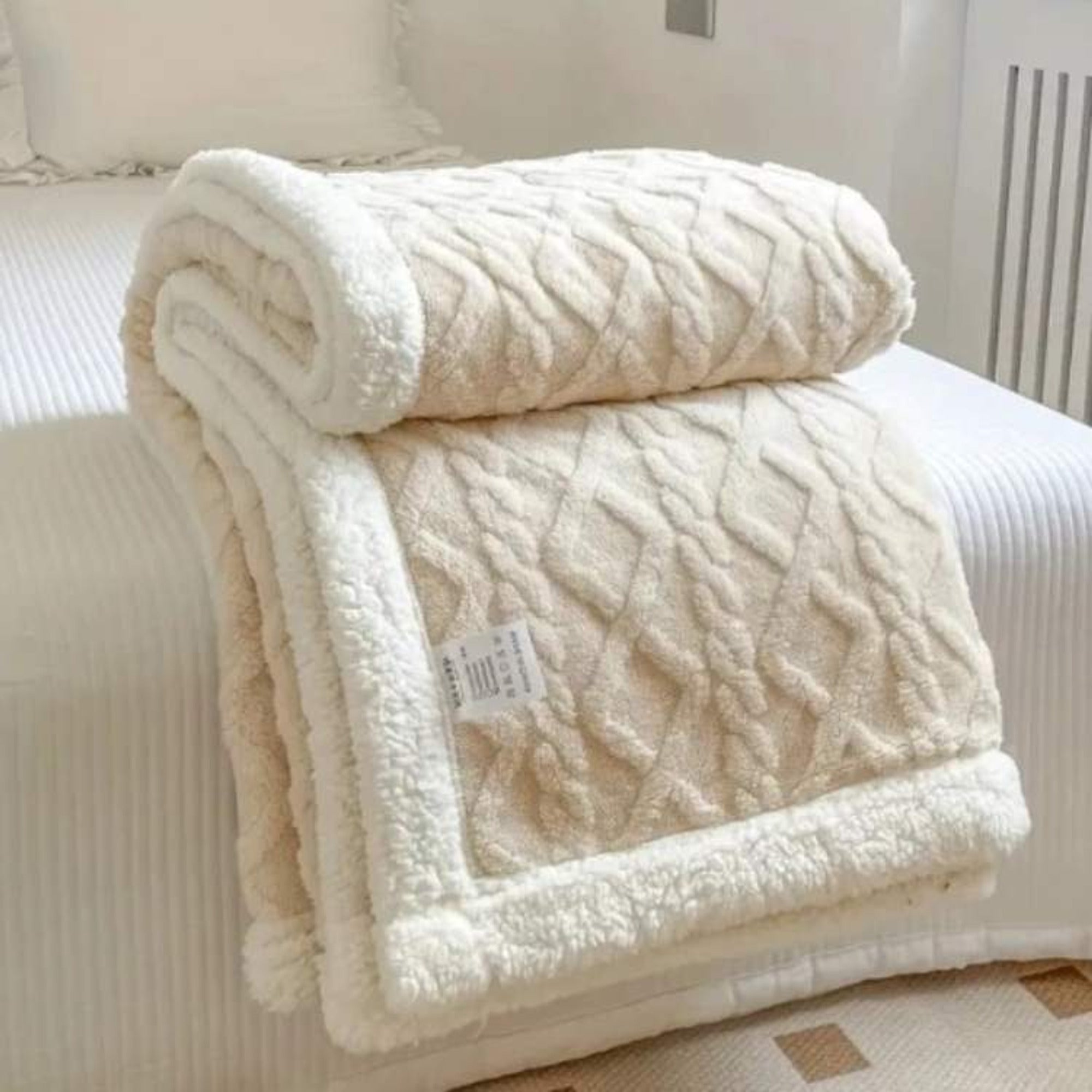 Sherpa Weighted Blanket With Evenly Distributed Fill - Image 5