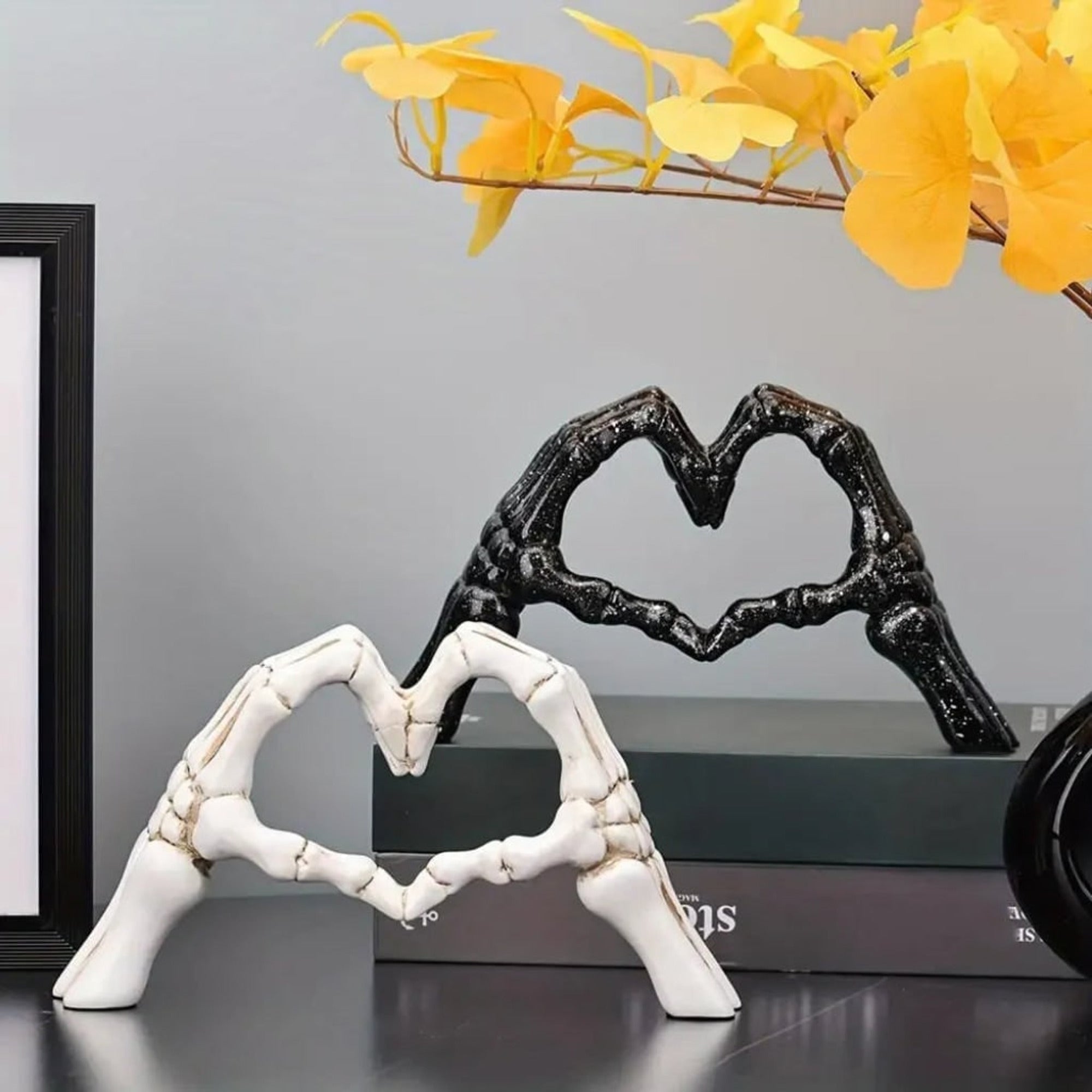 Skeleton Shelf Halloween Table Decorations With Heart-Shaped Hands - Image 4