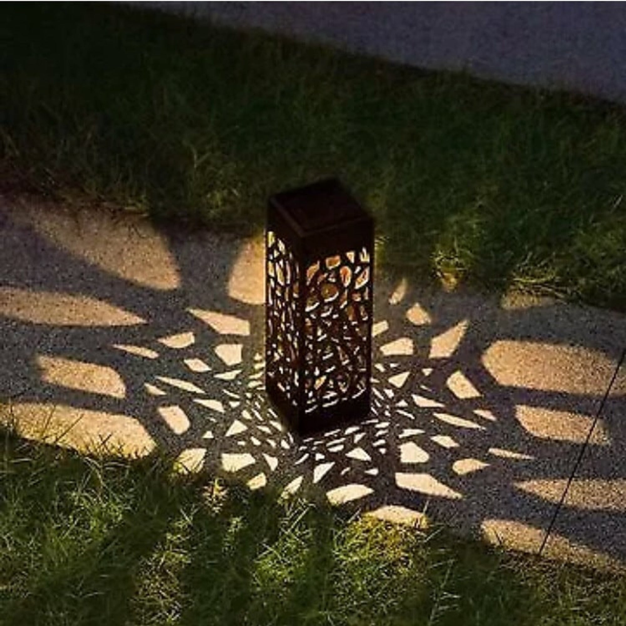 Solar Powered Halloween Pathway Decorations With Decorative Plastic Shell - Image 3