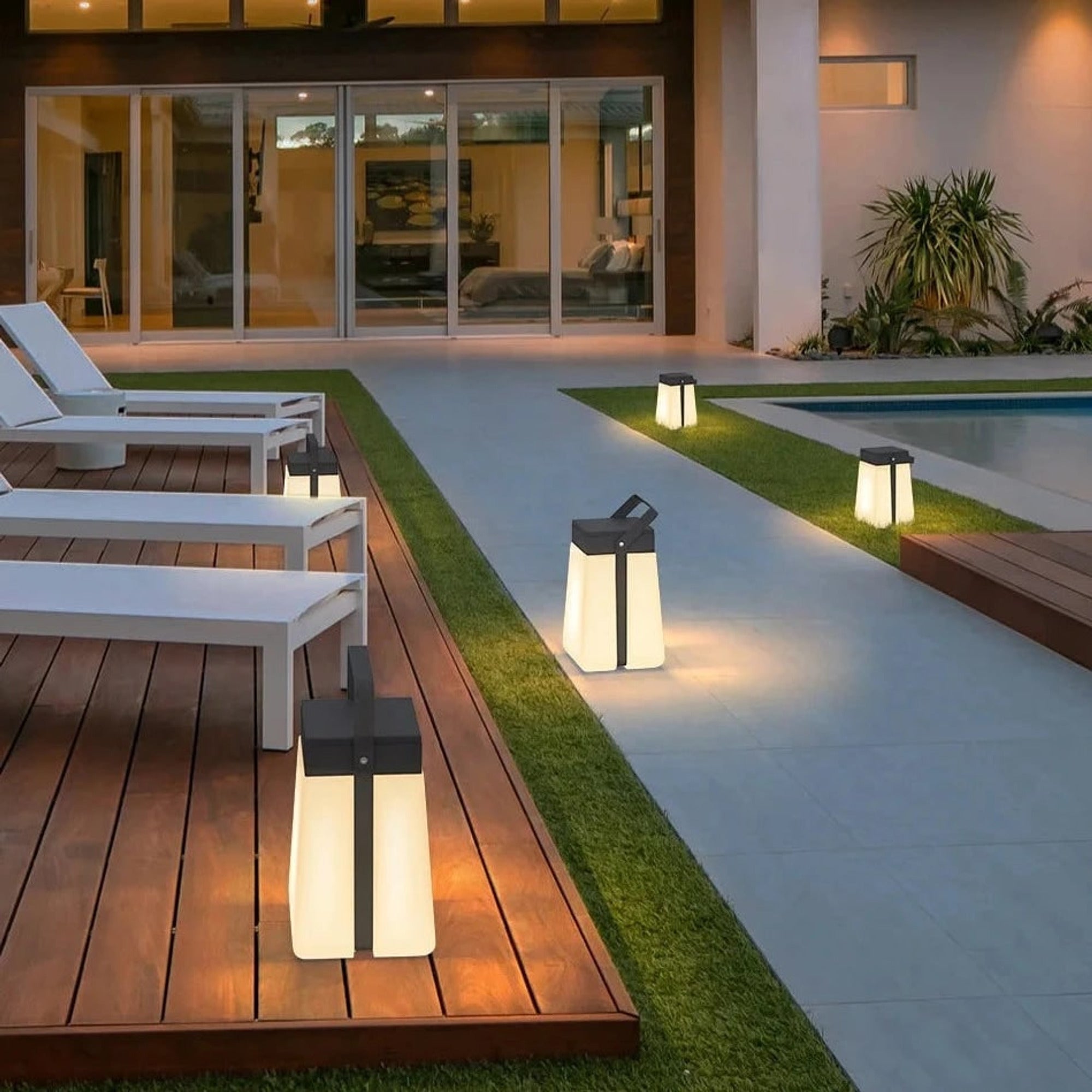 Solar Powered Outdoor Light Portable Lantern With Handle - Image 2