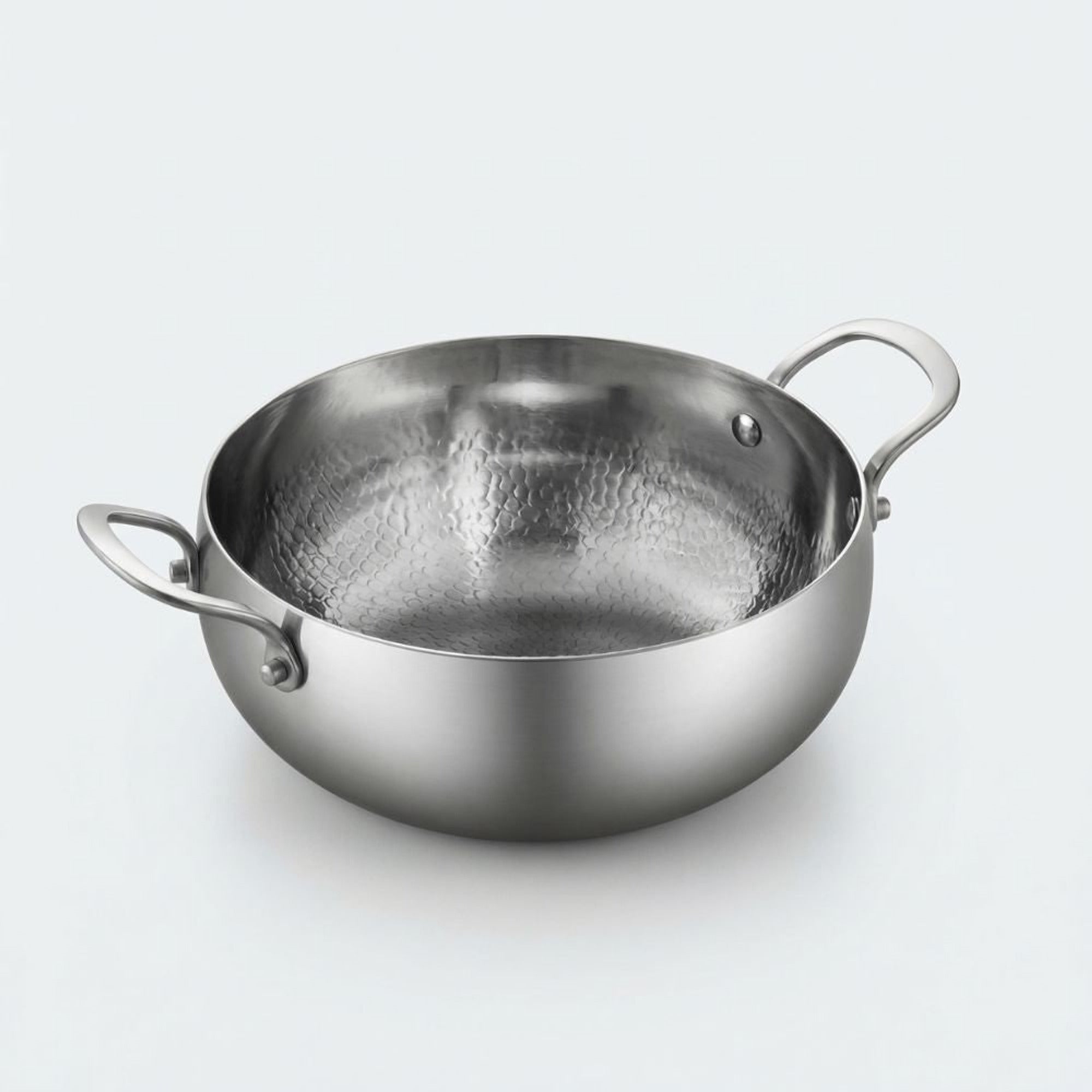 Titanium Casserole Deep Chef's Pan With No Coatings To Wear Out - Image 1