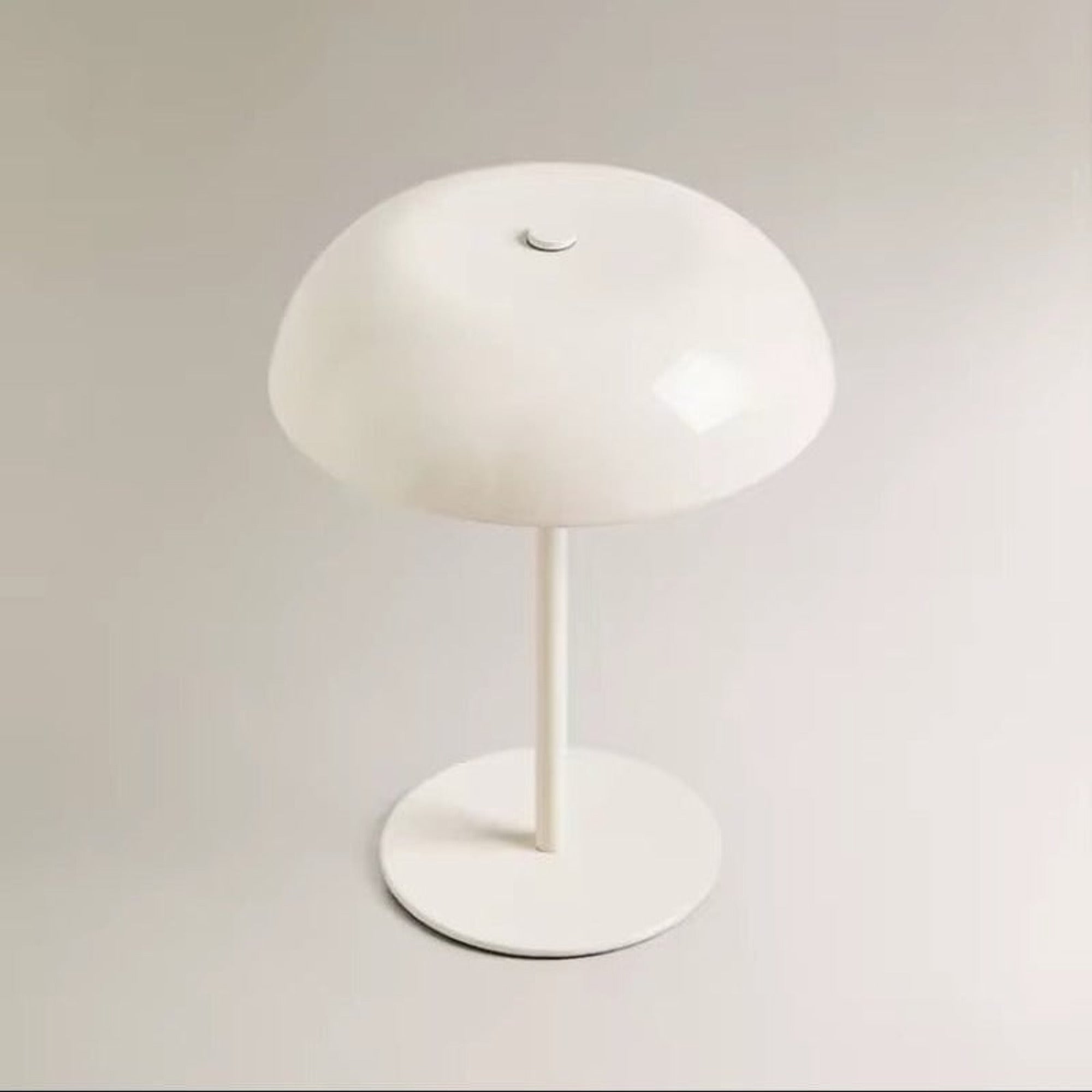 Wireless Table Lamp With Touch Control And Metallic Finish - Image 4